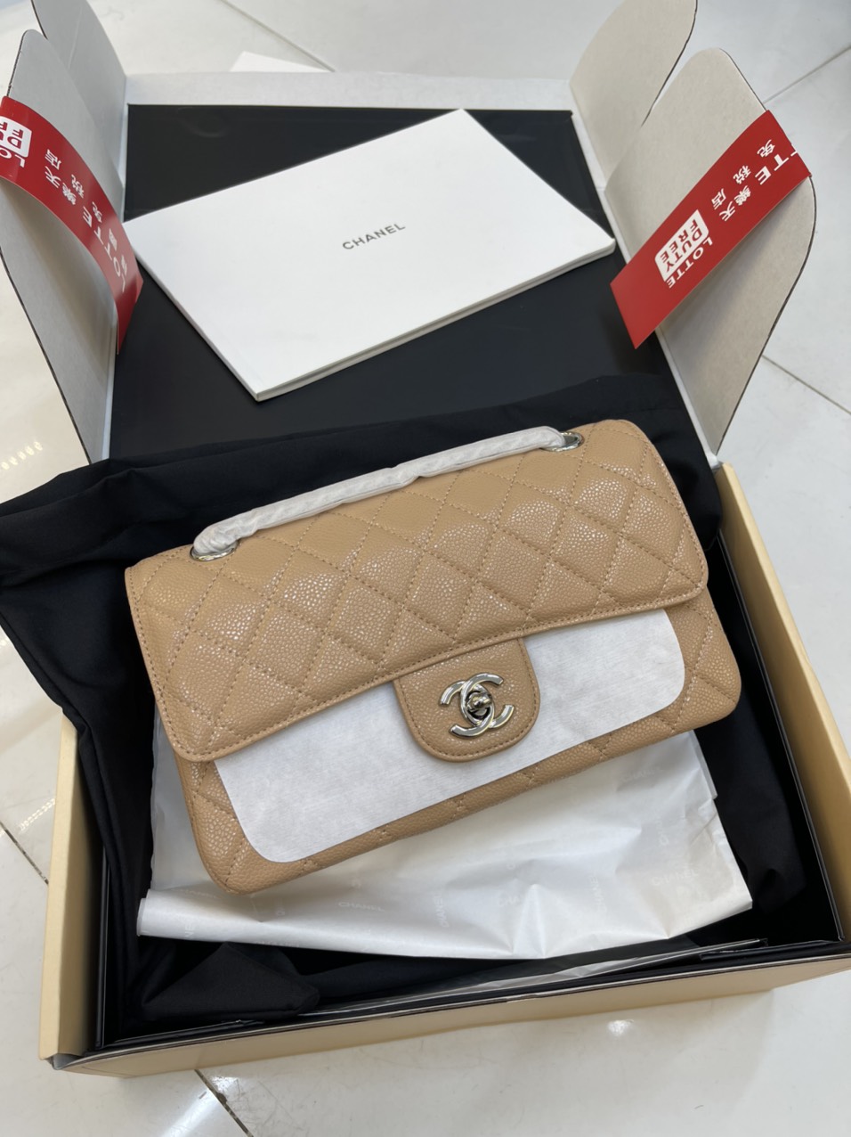Túi xách Chanel Super Classic Medium Khóa Bạc Màu Nâu Da Hạt Size 23cm